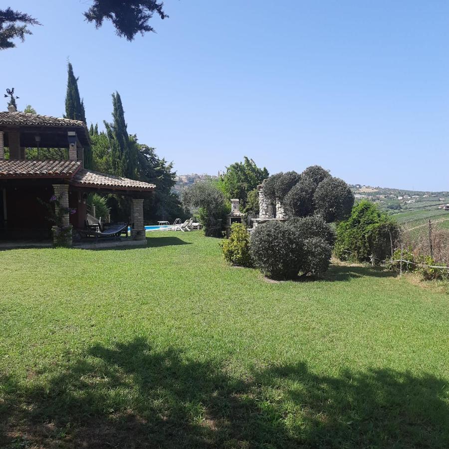 Casalustro Villa Citta Sant'Angelo Dış mekan fotoğraf